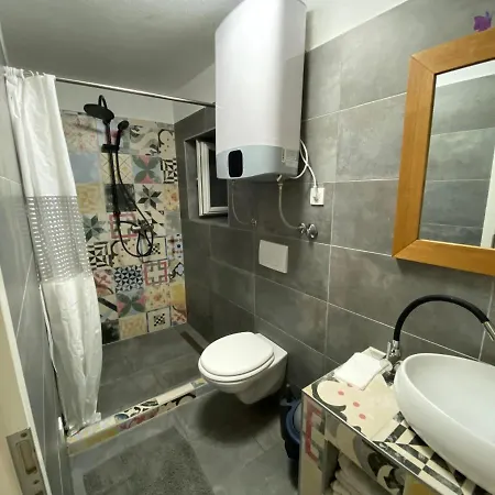 Papalina Center Apartman *